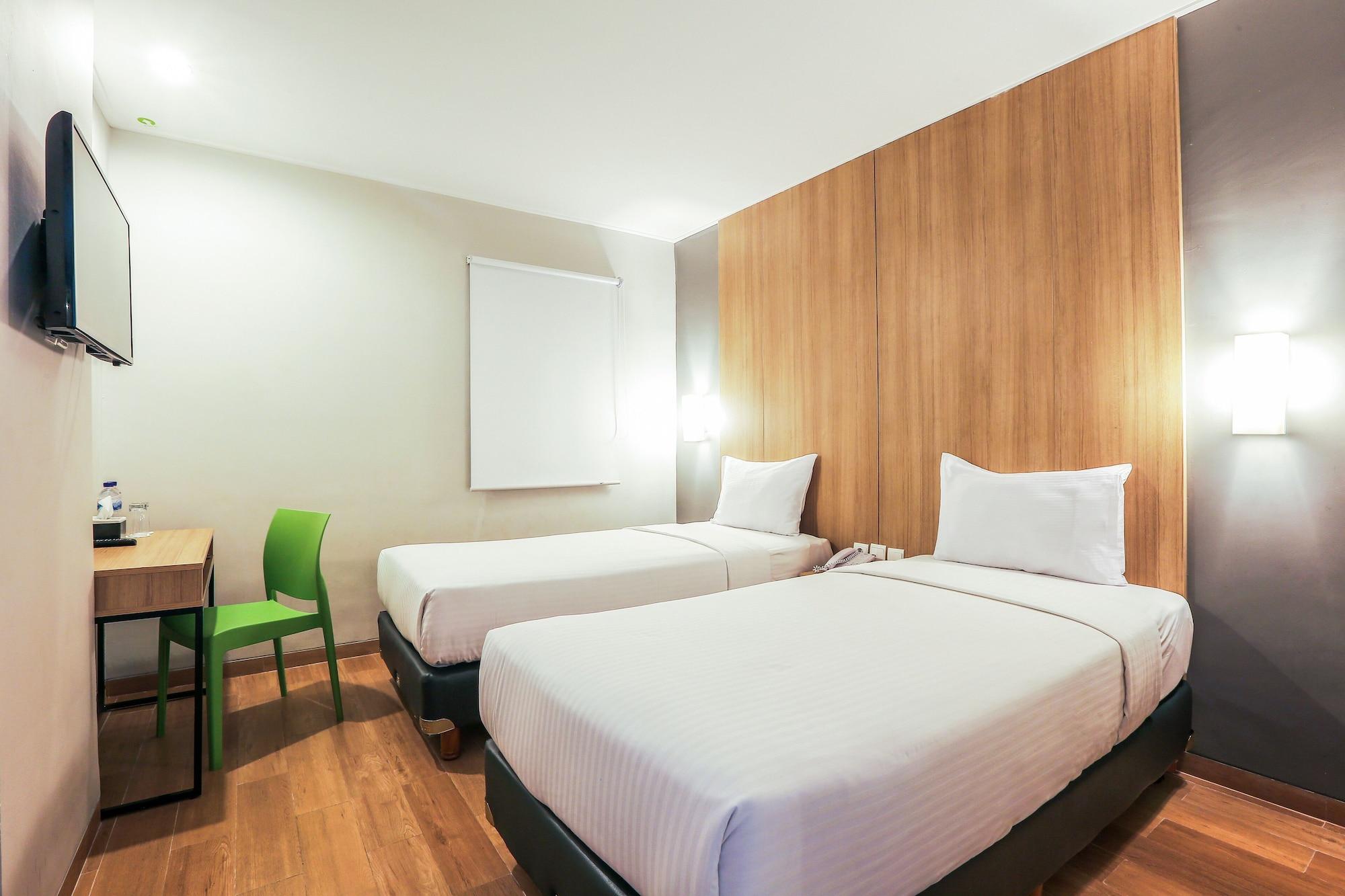 Hotel Citradream Tugu Yogyakarta Buitenkant foto