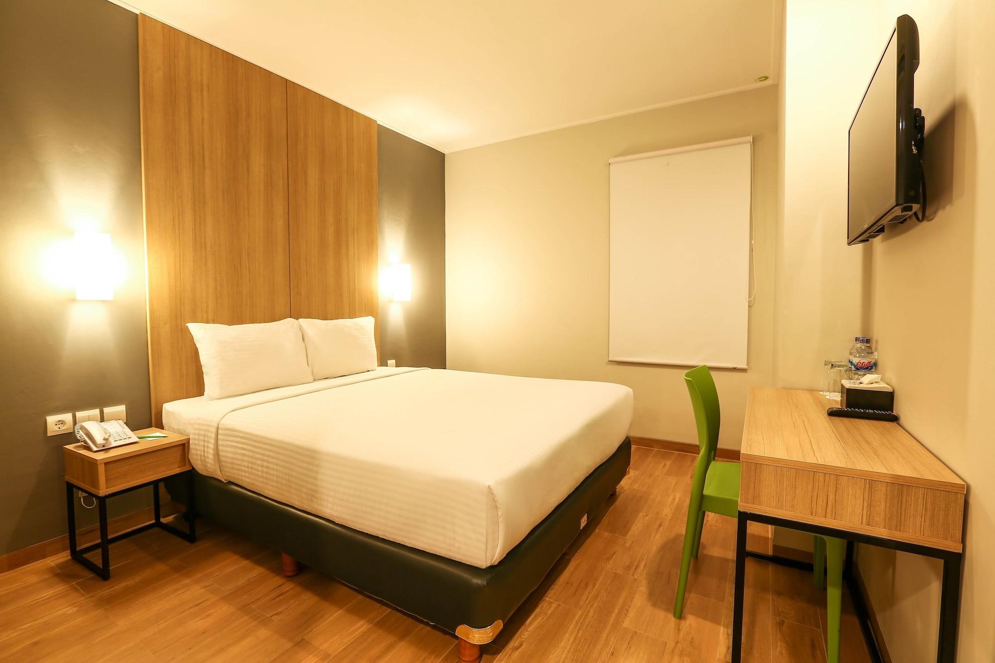 Hotel Citradream Tugu Yogyakarta Buitenkant foto