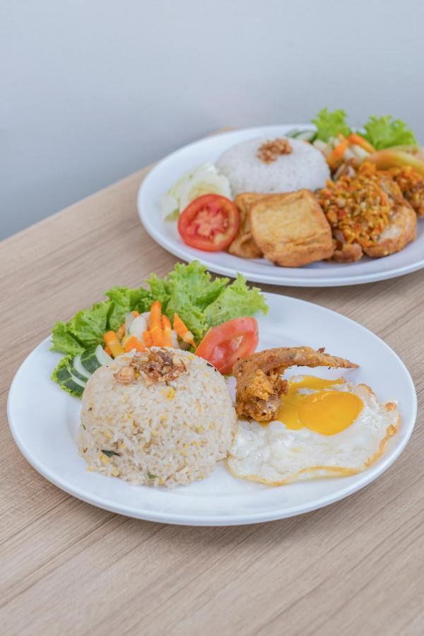 Hotel Citradream Tugu Yogyakarta Buitenkant foto