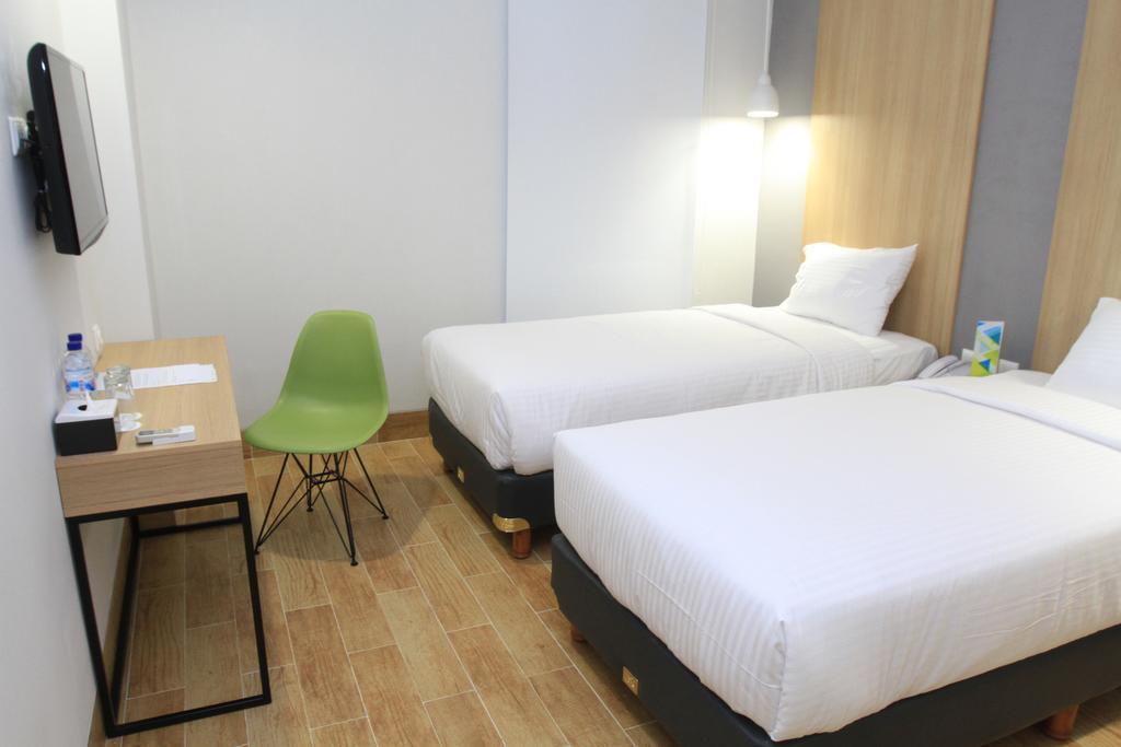 Hotel Citradream Tugu Yogyakarta Buitenkant foto