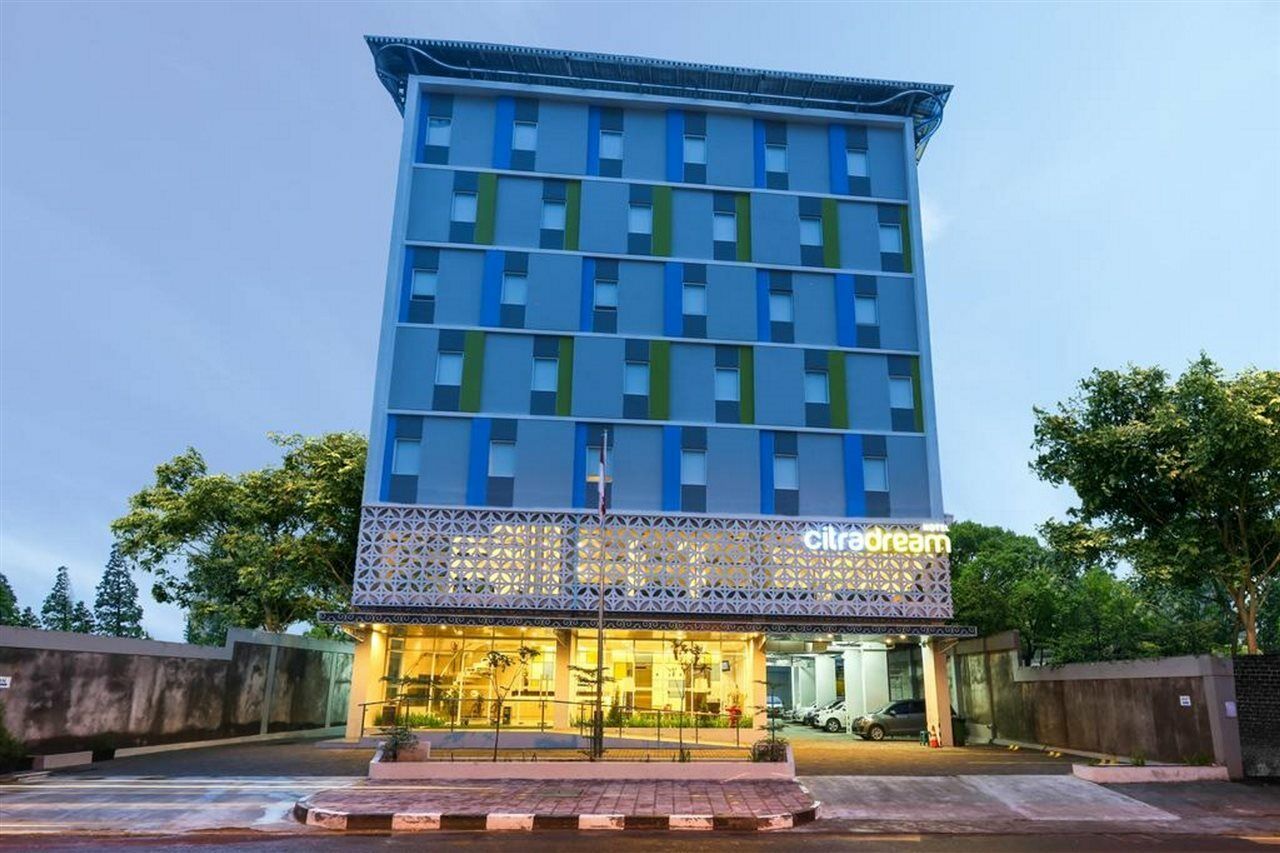 Hotel Citradream Tugu Yogyakarta Buitenkant foto